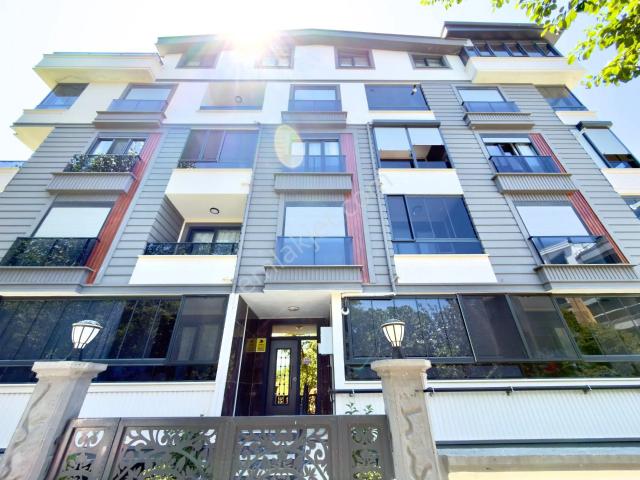 ▶ ▶akçay Körfez'den Full Eşyalı Asansörlü Doğalgazlı Kiralık 3+1 Dubleks