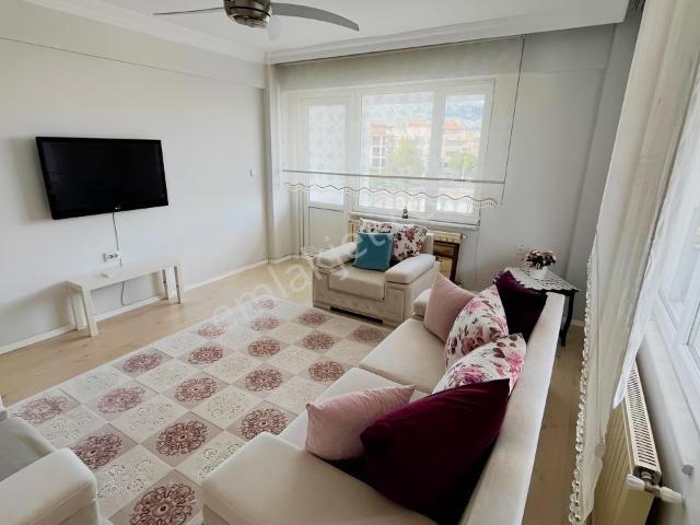 Akçay Otogara Pazara Yakın Eşyalı Kiralık Dubleks Daire