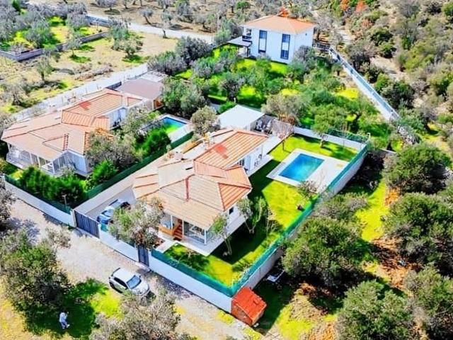Akçay'da Özgün Meksika Mimarisi İle 4+1 Satılık Müstakil Villa