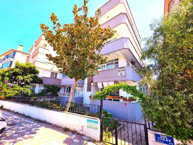 Akçayda Denize Yakın Emsalsiz 2+1 Ayrı Mutfak