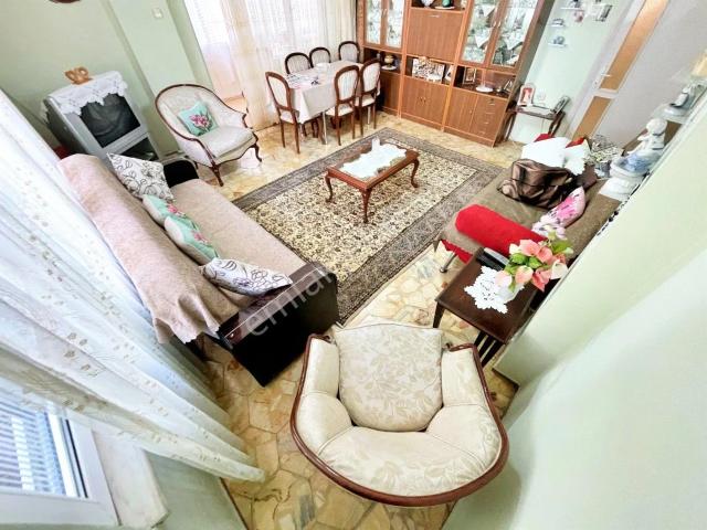 Akçayda Gültaş Emlaktan Satılık Denize 50m Ön Cephe Arakat 2+1 Eşyalı Daire