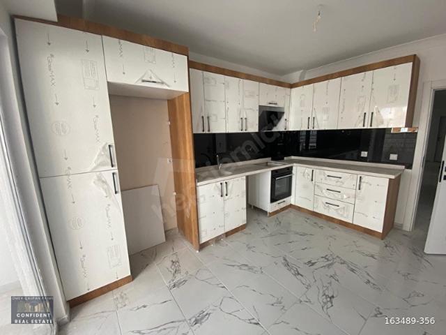 AKŞEMSETTİN MAH. LÜX YAPILI KATTA SATILIK SIFIR 3+1 DAİRE