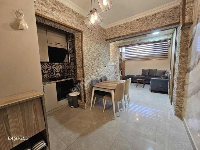 Akşemsettin Caddesi'nde Satılık Bakımlı Masrafsız 1+1