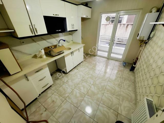 Akşemsettin Kiralık 2+1 Giriş Kat Daire