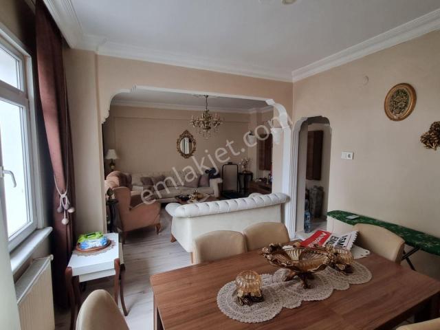 Akşenden Fatih Seyyidömerde 1.kat 115m² Satılık Geniş Ferah 3+1 Daire