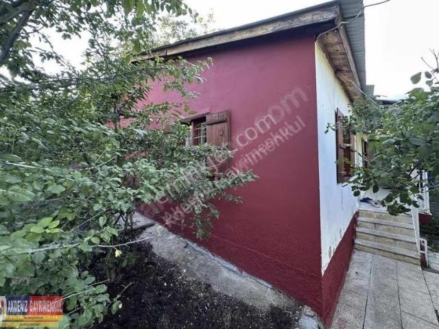 Akçetekir Hacılar Mahallesinde 237 M2 İçerisinde Cazip Yayla Evi