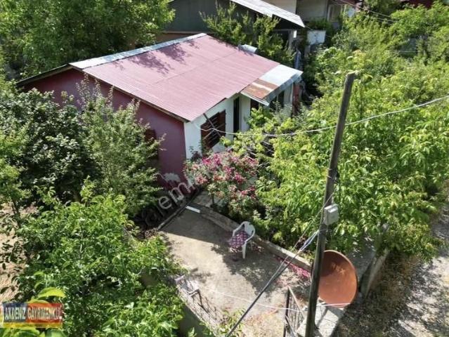 Akçetekir Hacılar Mahallesinde 240 M2 İçerisinde Cazip Yayla Evi