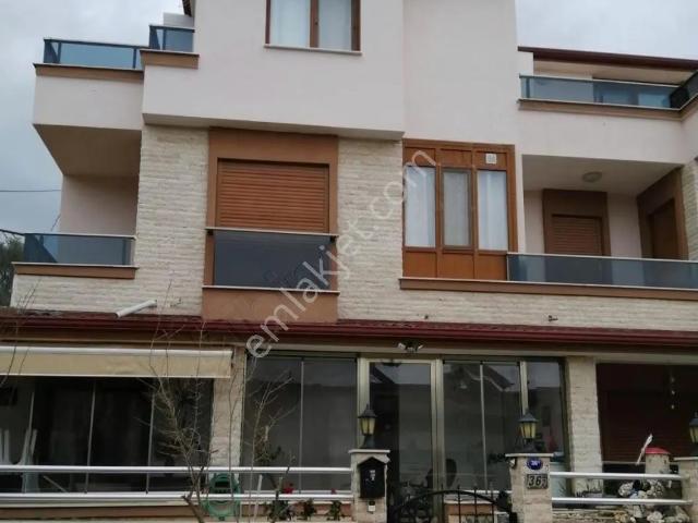 Akın World Murat Akın'dan Özdere'de Deniz Manzaralı Lüks Villa