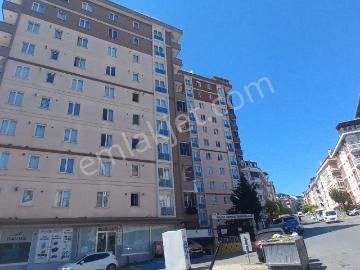 Çakmak Mahallesinde Site İçerisinde Kiralık 2+1 Daire