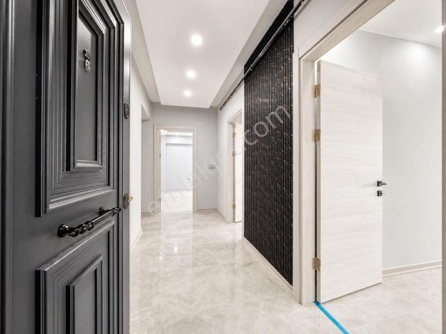 Çakmaklarda, Bulvar Cepheli, 3+1 Daire New Doors Realtyden