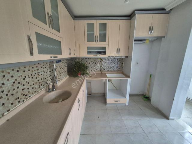 Askerye Nizamiyenin Karşısında 2+1 Kiralık