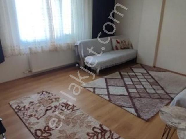 Akmescit Mahallesinde 2+1 Satılık Ara Kat