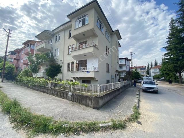 Akn Gayrimenkulden Kiralık 2+1 Bahçeli Daire