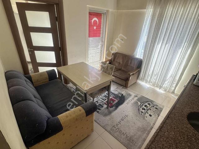 Akaylar Gayrimenkulden Meydanda Eşyalı Kiralık 2+1 Daire