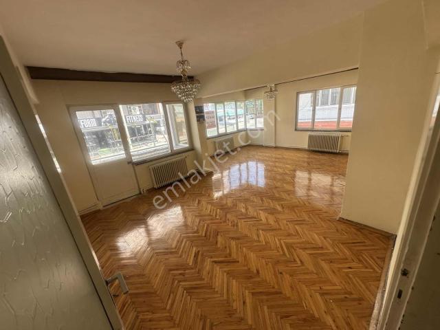 Akaylar Gayrimenkulden Balkonlu 2+1 Kiralık Daire