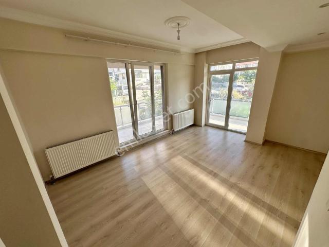 Akaylar Gayrimenkulden Kiralık 3+1 Geniş Daire