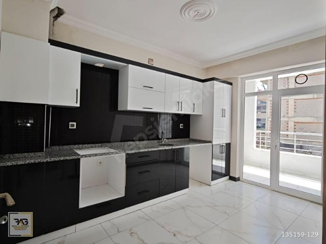 AKABE MAH. SAÇLIKASAP CAD. TUĞTEKİN KONUTLARI SATILIK 2 + 1 DAİRE