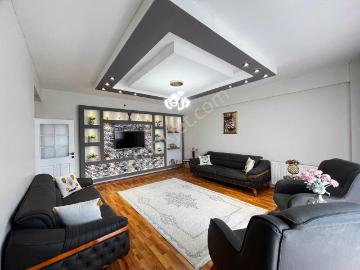Akabe Mh Fetih Cd Üzeri Satılık Arakat 3+1 Geniş │bakımlı Daire