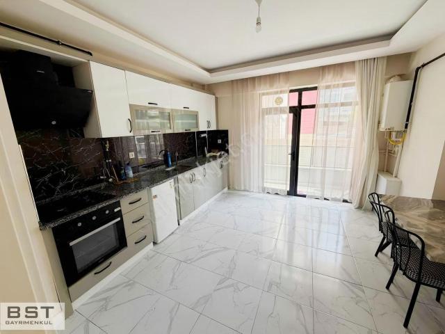 Akabe Mh Manolya Konutlarında Kiralık 2+1 125 M2 Net