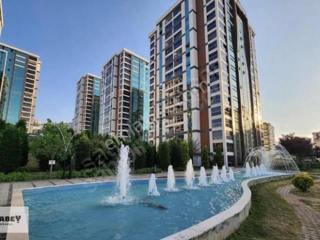 Çakabey Gayrimenkul Söğütlü Ak Towersta Kiralık Eşyalı 4+1 Daire