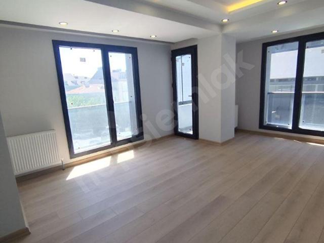 AKABURGAZDA YENİ YAPI 2+1 DAİRE
