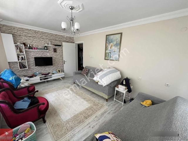 Akademi Koleji Karşısı 2+1 Net 80 M2 Eşyalı Kiralık Daire