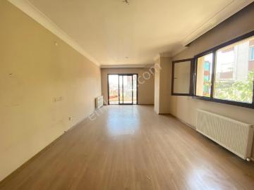 Akalın'dan Cadde Üzeri 3+1 120 M2 Yeni Binada Ara Kat Kiralık Daire