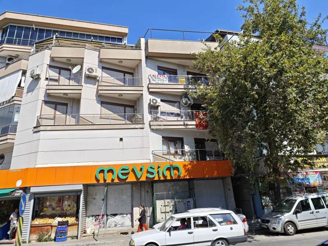 Akalından Cadde Üzeri Refetbele Mah 2+1 Kiralık Daire