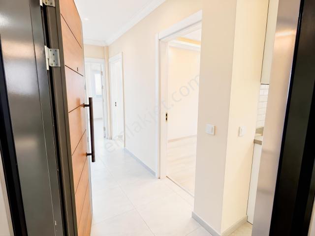 Akalın'dan Akevler Sitesin'de Deniz Full Yapılı Kiralık Daire
