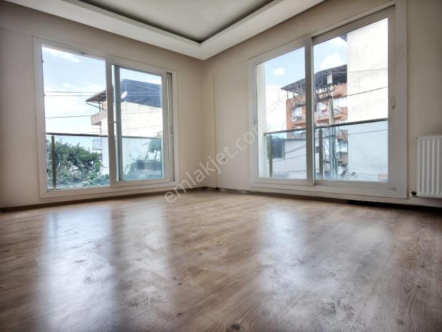 Akalından Atatürk Devlet Hast Yürüme Mesafesinde 2+1 Kapalı Mutfak Kiralık Daire