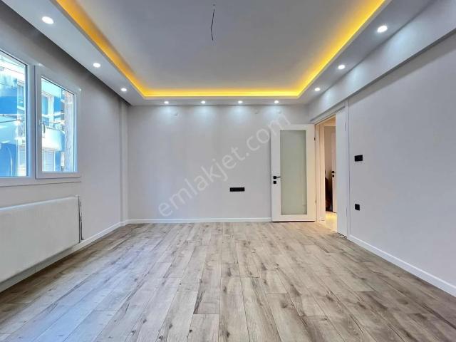 Akalından Özel Türk Koleji Yakını 3+1 Arakat Satılık Lüks Daire