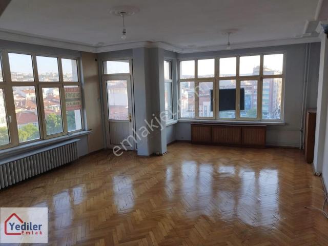 Akarbaşı Şehit Yüzbaşı Tuncer Güngör Caddesi Kiralık 3+1 Daire