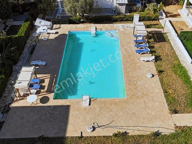 Akbük Merkezde Müstakil Site İçerisi Havuzlu Villa Fırsatı