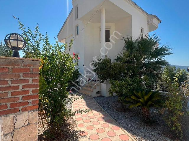 Akbükte 5+2 Deniz Manzaralı Geniş Muhteşem Villa