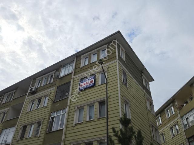 Akbaşlar Gayrimenkul’den Acarlar Sitesi’nde Kiralık 3+1 Daire
