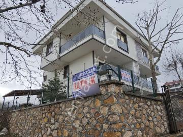 Akbaşlar Gayrimenkul'den Yenice Mahallesinde Satılık Villa