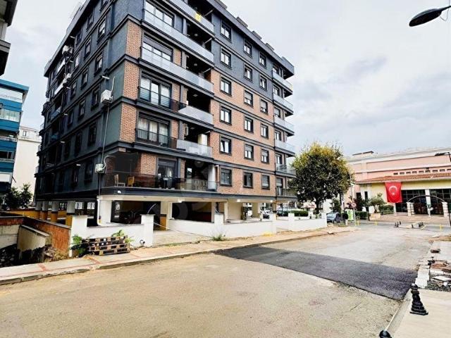 AKBAL GAYRİMENKUL'DEN BATI MAH. ARA KAT KİRALIK 2+1 SIFIR DAİRE