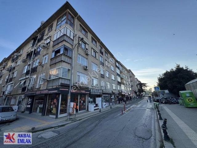 Akbal'dan Kiralık Hatboyu Caddesinde 3+1 Geniş Büyük Daire