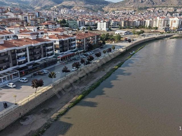 AKBİLEK MAHALLESİN'DE IRMAK KENARINA YAKIN SATILIK 2+1 DAİRE