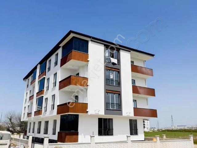 Akdur'dan Tekkeköy'de Hastaneye 50mt 1+1 Satılık Daire