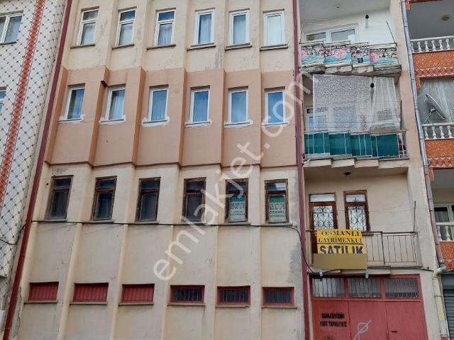 Akdeğirmen Mahallesinde Satılık 3+1 Daire