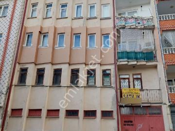 Akdeğirmen Mahallesinde Satılık 3+1 Daire