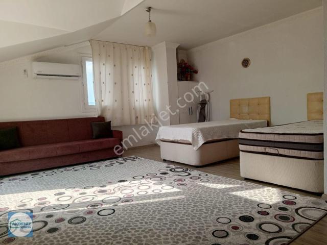 Akdeniz Emlak'ta Taşyaka Yüksek Okul Yanında Kiralık Eşyalı Daire
