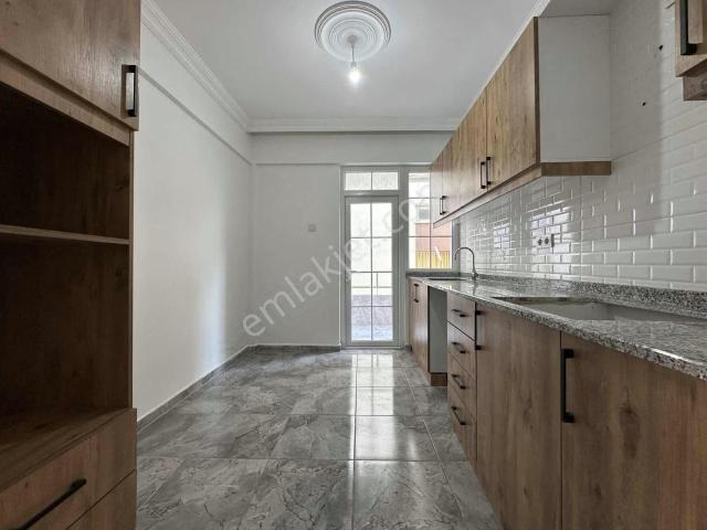 Akdeniz Emlaktan Masrafsız Geniş Güney Cephe 3+1 Daire Kaçmazzz