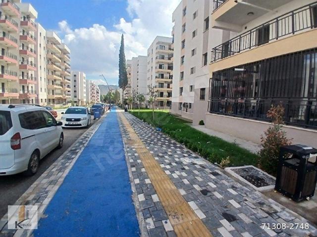 AKEVLER BEYHAN GENCAY OKULU KARŞISI EMLAK KONUT