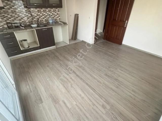 Akgül Emlak'tan Ana Cadde Üzeri 2+1 Kiralık Daire