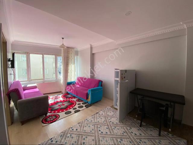 Akg Gayrimenkul Temiz Bina Kiralık 2+1 Eşyalı Stüdyo Daire Sıfır Yataklı