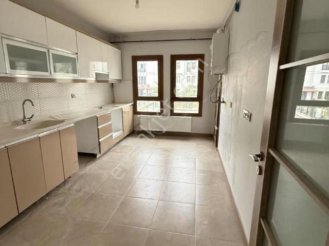 Akgedık Toki Etap 2 De 3+1 130m2 Full Öz Arakat