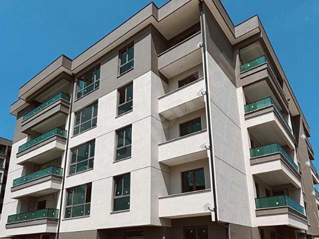 AKHİSAR KARALAR YOLUNDA HAVUZLU SİTEDE SATILIK 3+1 LÜKS DAİRE