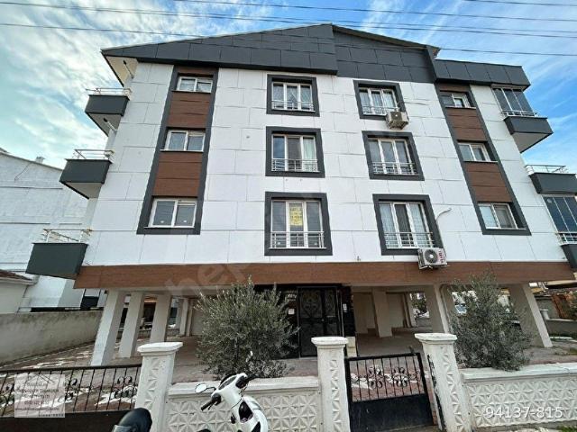 Akhisar Reşatbey Mahallesi'nde 2+1 Satılık Daire